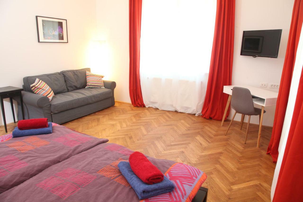 Hotel Writer'S Place Lublana Zewnętrze zdjęcie