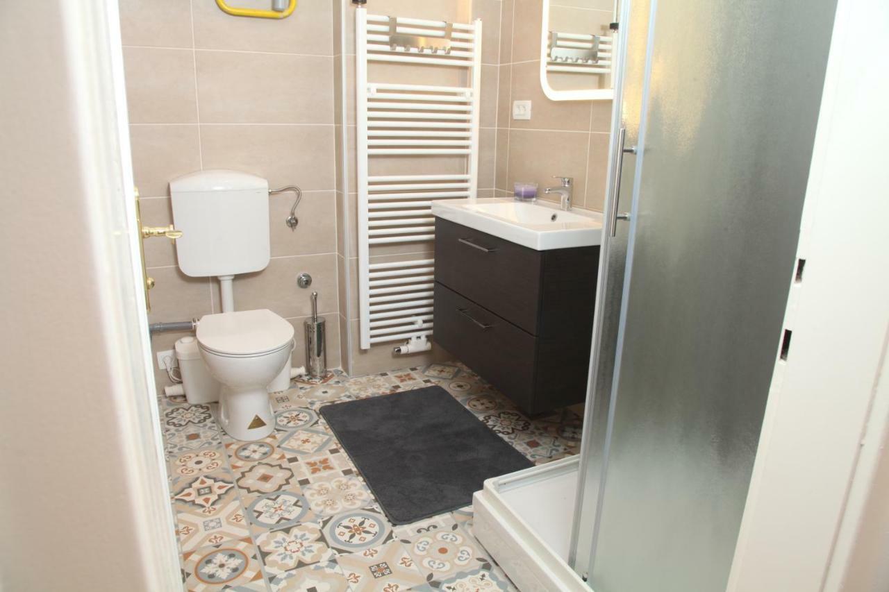 Hotel Writer'S Place Lublana Zewnętrze zdjęcie