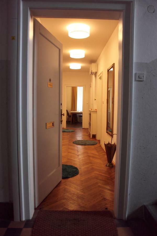 Hotel Writer'S Place Lublana Zewnętrze zdjęcie